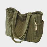 Pletená Taška Přes Rameno s Detailním Šňůrkovým Vzorem a Moderním Nádechem