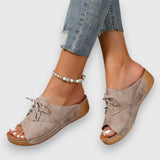Saskia – Sandály ve vintage stylu